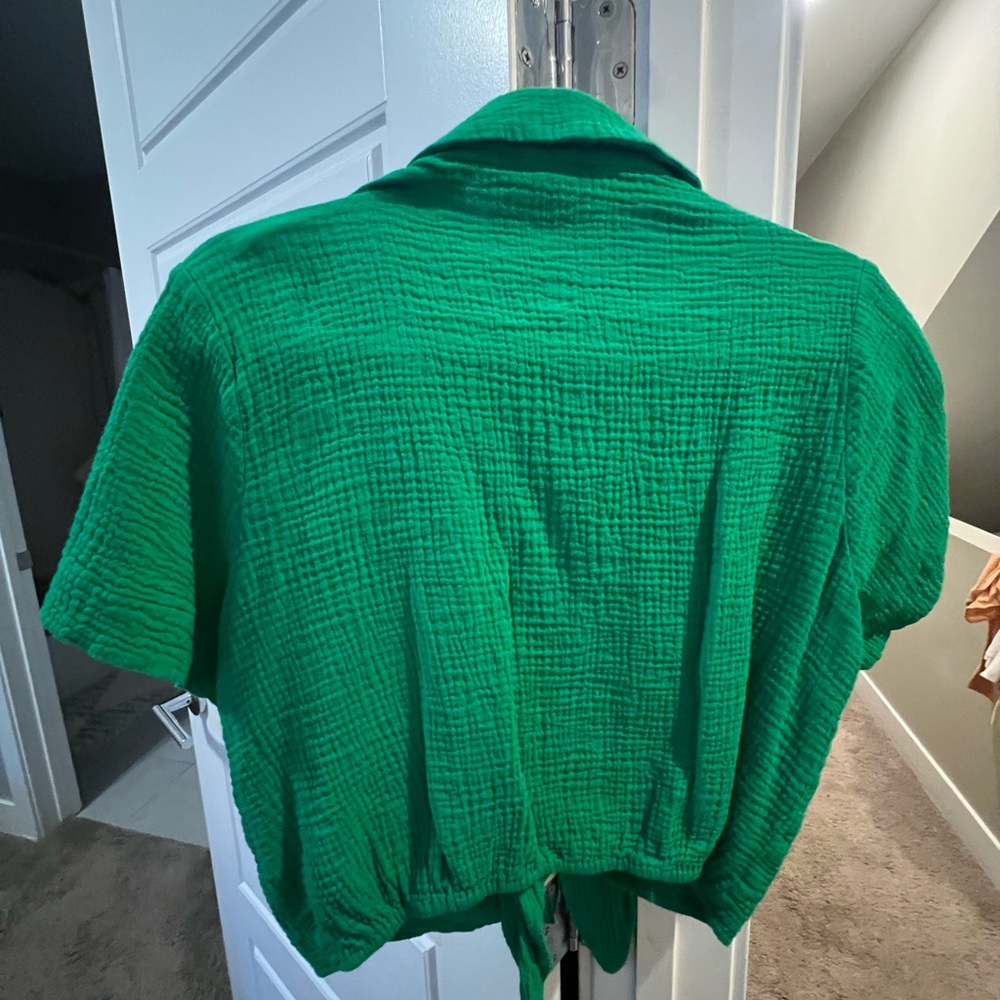 Lulu's Vibrant Green Button-Down Tie-Front Shirt - Picture 3 of 3